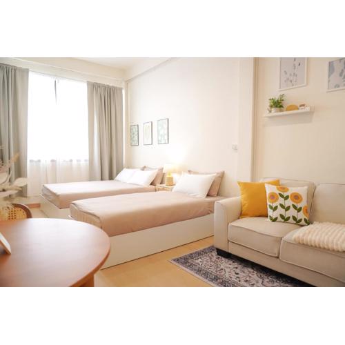 Buddy House - Spacious Triple Room in Chinatown, Walk to MRT