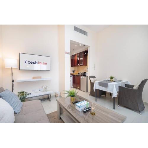 Budget Friendly & Studio & Golf View