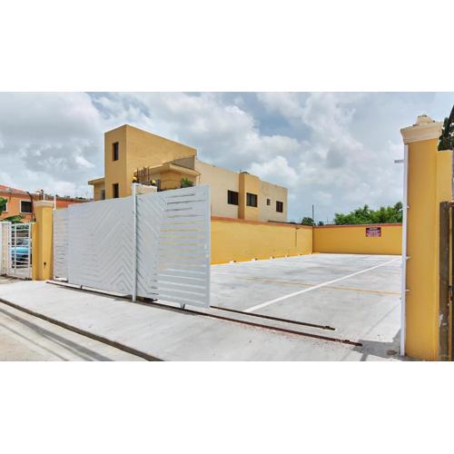 Budget Single Room in Corales del Sur