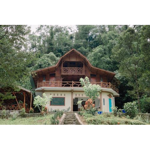 Bukit Lawang - Batu Kapal Rimba House