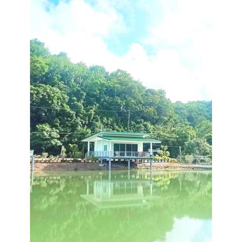 บังกะโลบ้านสวนเอก Bungalow Baan Suan Aek