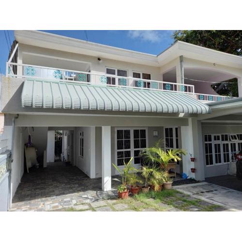 Bungalow Casa Au Cap - On the 1st Floor