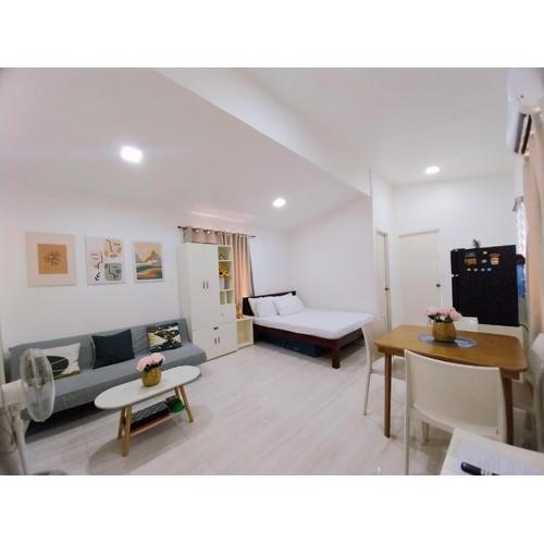 Bungalow House-Olango Island