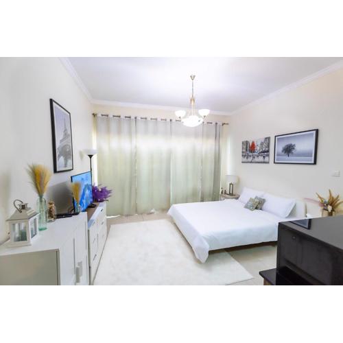 Burj Al Nujoom Downtown Dubai Mall & Burj Khalifa