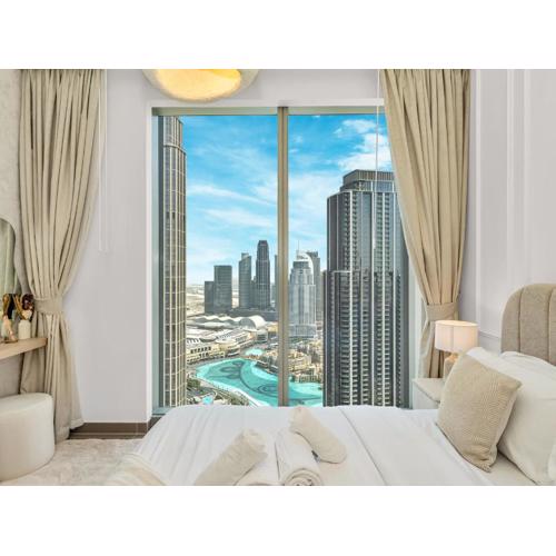Burj Khalifa Bliss I 4 bedroom Apartments I Burj Khalifa & Fountain Views I Free Gym, Pool, Parking, Wi-Fi and PS5 I by Skyline Serenity