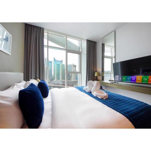 Burj Khalifa & Canal View LuxeStudio in DAMACPrive