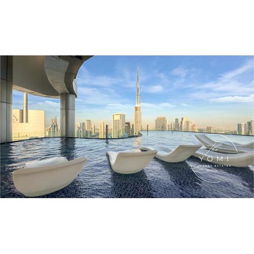Burj Khalifa & Sea Views, Luxury 2BR, World-Class Amenities