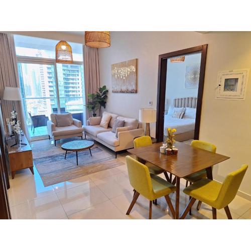 Burj Khalifa View! Modern 2BR in Dubai's Business Bay