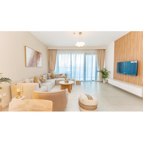 Burj Khalifa view with Grass Turf Balcony-Downtown by Tanami Holiday Homes