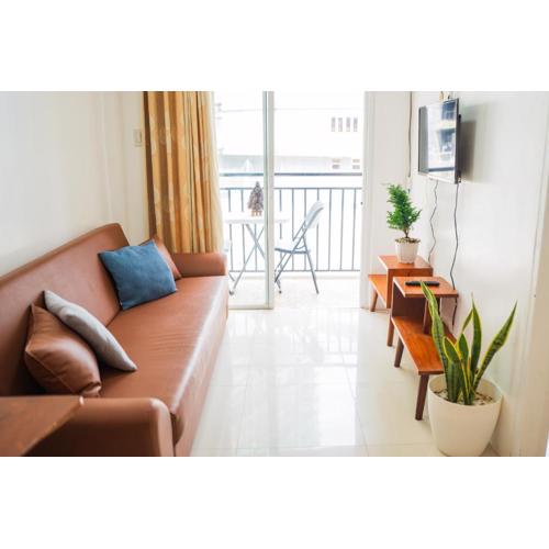 Burnham Hill 2BR Condo
