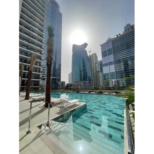 Business Bay 1 bedroom with Canal view