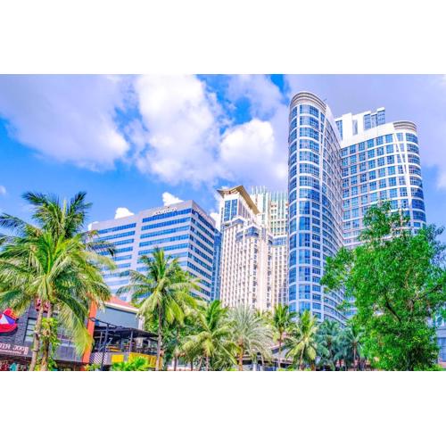 Business & Leisure Stay in Eastwood City