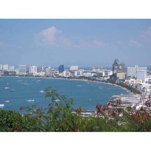 BUTTERFLY GARDEN BOUTIQUE RESIDENCE by Luxury View EX LG Apts and Villas, A Lifestyle Destination 1 to 3 bedroom units 110 to 190 sqmtr, 2 FULL Bathrooms, Rain shower, Complete kitchen, FREE Fast Fiber WIFI, 55" SMART TVs, 24-7 Staff, SPA BATH, FREE BBQ