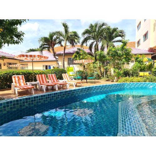 BUTTERFLY GARDEN BOUTIQUE RESIDENCES Apts and villas, A Lifestyle Destination Ex Lg 1-3 bedroom units , Full kitchen, 2 Full bathrooms, Rain shower, Spa bath, FREE BBQ, Free fast fiber optic WIFI, Staff 24-7