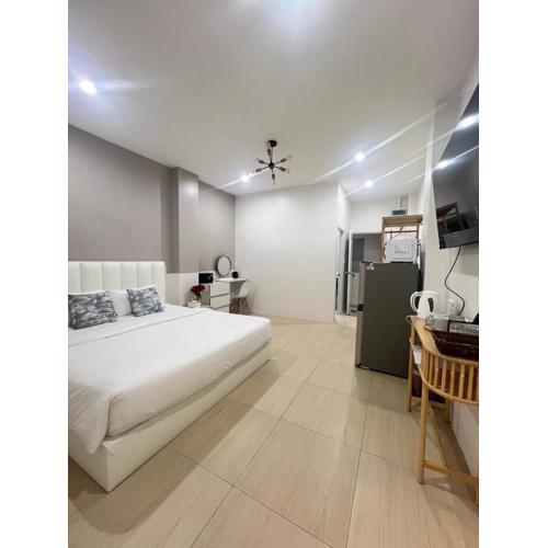 บ้านพ่อกับแม่ by ทองนาค อพาร์ตเมนต์