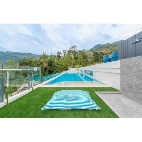 C169 Part of the famous Fantasea Kamala