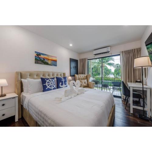 C201 Neatest Apartment The title 50m to beach and shops