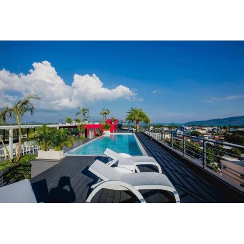 C212 Relaxing Condo Rooftop Pool & Ocean Views