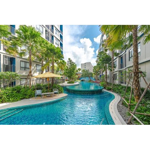 C213 Fit Chill Condo with Pool and Gym