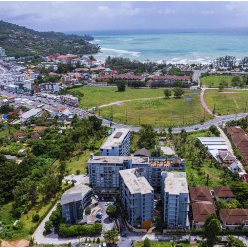 C223 Condo 1BR Suite with Rooftop Pool 1km to Beach