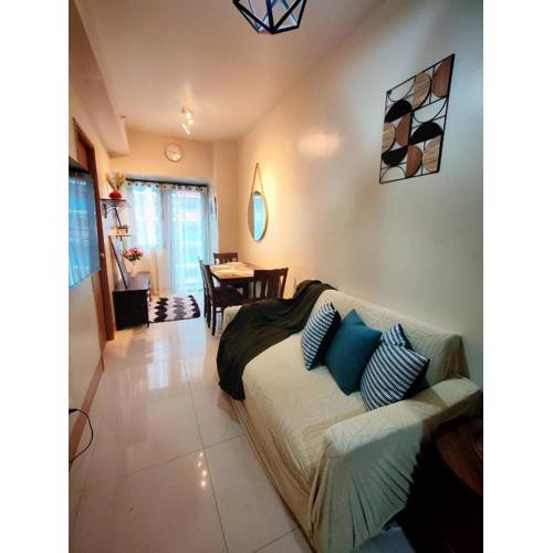 Cabin and a cozy stay near MOA