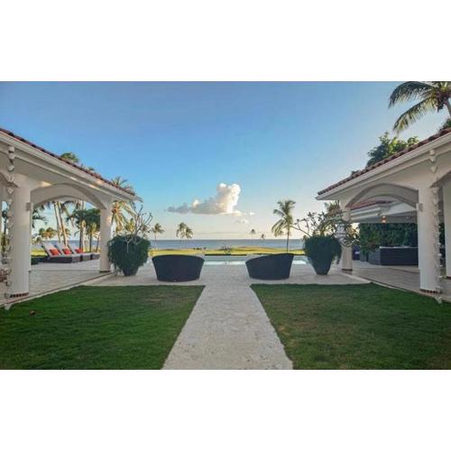 Cacique 13, Ocean View and Golf Course