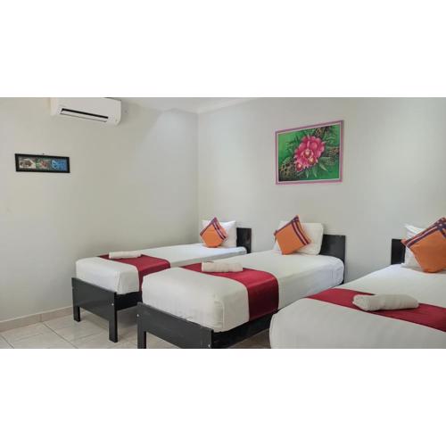 Cahaya Adrian Near Komodo Airport