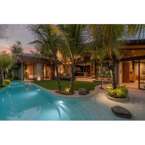 Cala Blanca - Tropical Lagoon Villa in Pererenan