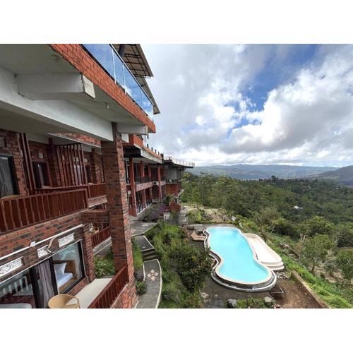 Caldera Hotel & Restaurant