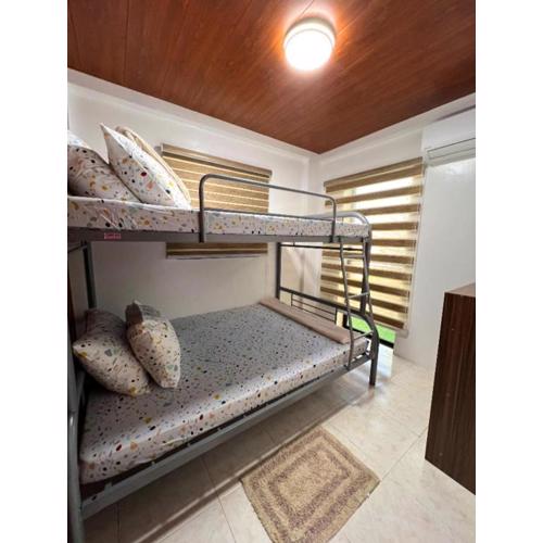 Calev's Transient House