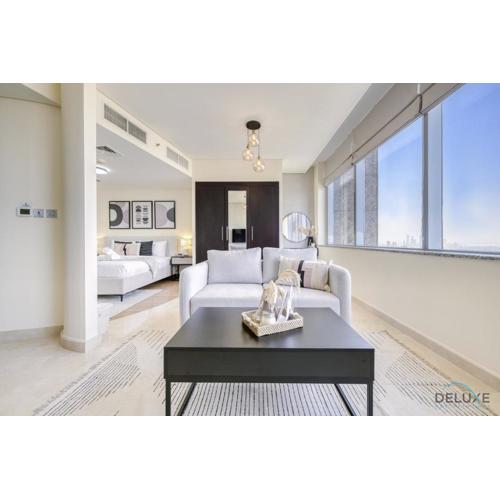 Calm Studio at Sky Gardens DIFC by Deluxe Holiday Homes