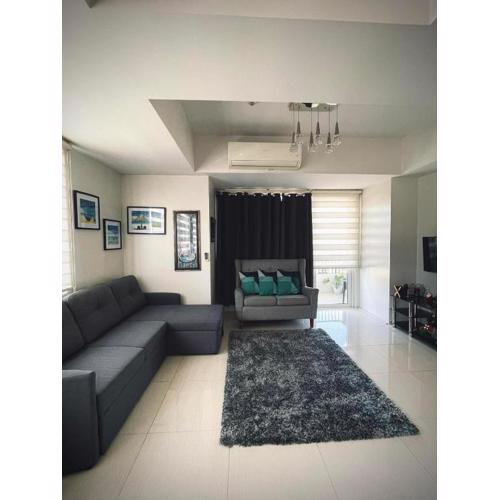 Calyx Residences High End 1 Bedroom Unit