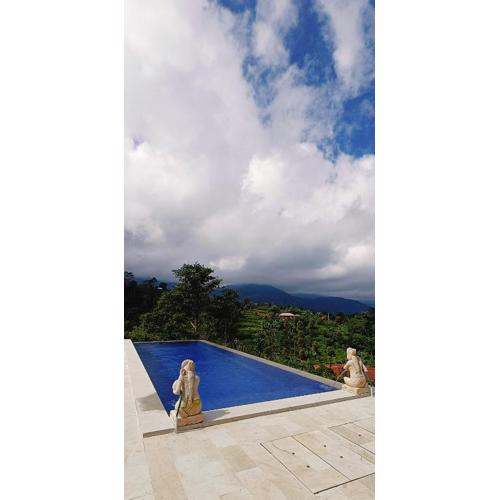 Camaradvipa Retreat Munduk