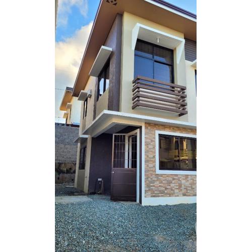 Camilyn Home Stay
