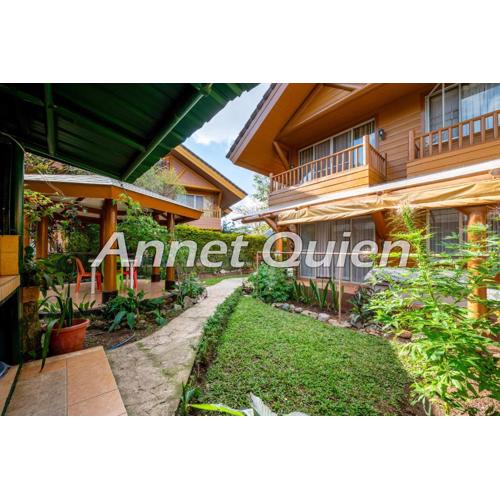 Camp John Hay 4BR Cabin
