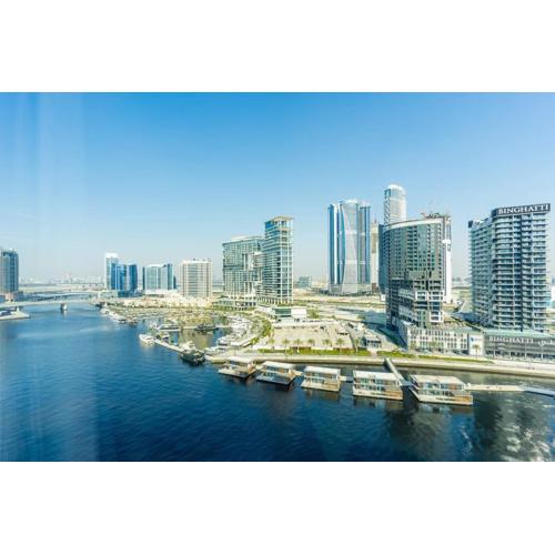 Canal View l Hotel Studio l Great Amenities