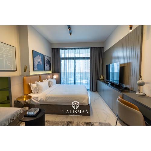 Canal View Studio MAG 318