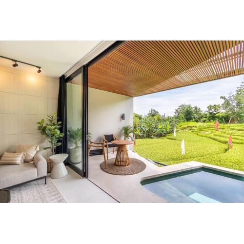 Canggu, 2BR Modern Villa with rice paddy view