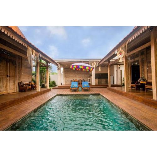 Canggu Paradise Tree - Private Room near Pool