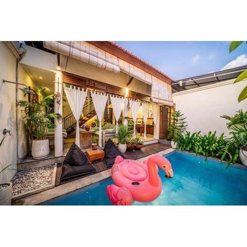 Canggu Shortcut Stay - Walk to Beach, Finns, Atlas