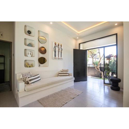 Canggu Stylish 2BR Hideaway