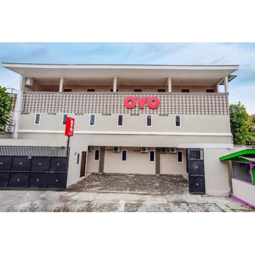 Capital O 134 Lg Residence