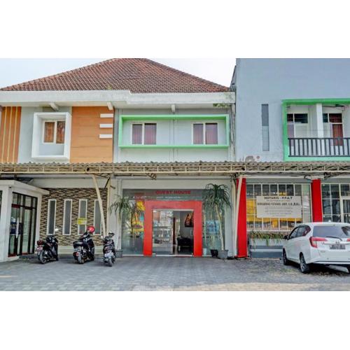 Capital O 1362 Ciliwung Guest House Syariah