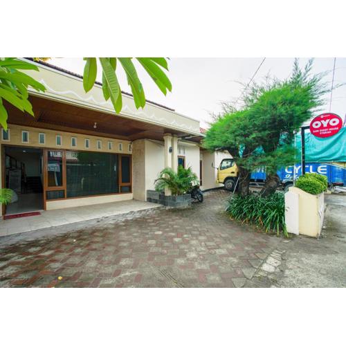 Capital O 90643 Suri Guest House Syariah