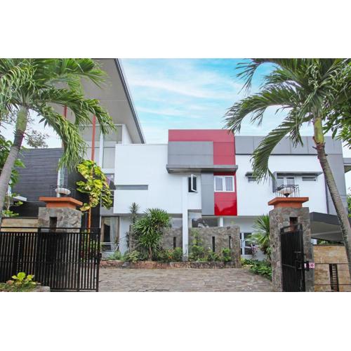 Capital O 91665 D'prof Exclusive Guesthouse