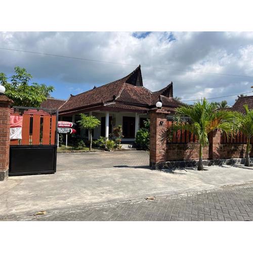 Capital O 92615 Villa Utama D'alas Purwo