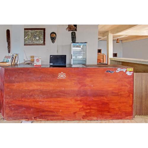 Capital O 92747 Ombak Cafe & Homestay