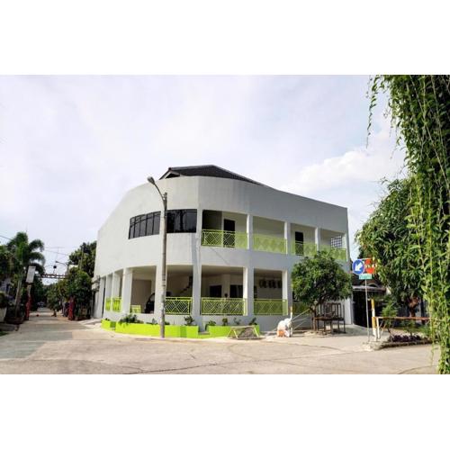 Capital O 92804 La Tansa Syariah Hotel