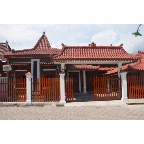 Capital O 93719 Homestay Omah Bidadari