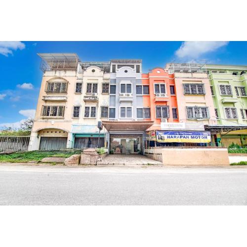 Capital O Pusat Kota Pekanbaru Near Mall Living World Formerly Radja Homestay